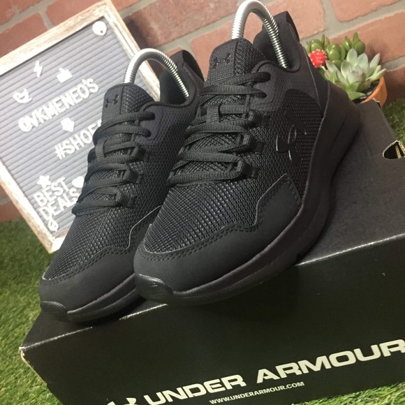 Under Armour / New under Armour UA BGS ESSENTIAL Size 6.5 Women’s / Youth 5 - Picture 2 of 8